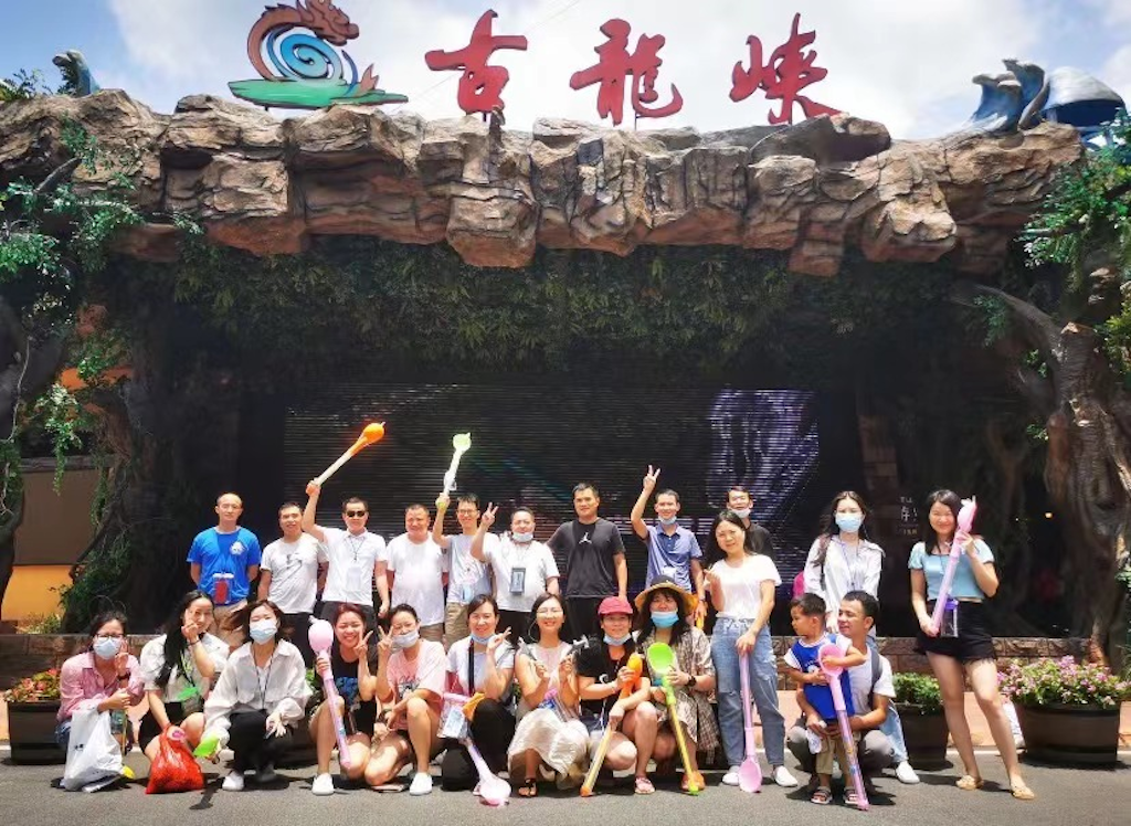 Outdoor team building group photo